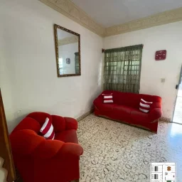 Casa de 3 cuartos, 1 baño y 1 garaje por $ 15.000