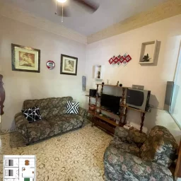 Casa de 3 cuartos, 1 baño y 1 garaje por $ 15.000