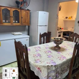 Casa de 3 cuartos, 1 baño y 1 garaje por $ 15.000