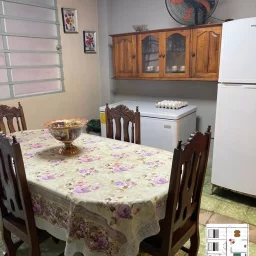 Casa de 3 cuartos, 1 baño y 1 garaje por $ 15.000