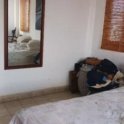 Apartamento de 3 cuartos y 3 baños por $ 80.000