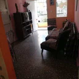 Apartamento de 2 cuartos, 1 baño y 1 garaje por $ 12.000