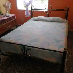 Apartamento de 2 cuartos, 1 baño y 1 garaje por $ 12.000