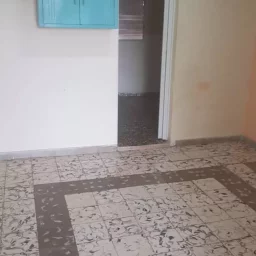 Casa de 3 cuartos y 2 baños por $ 20.000