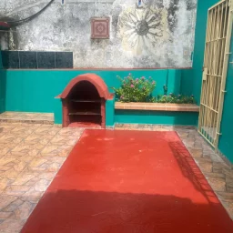 Casa de 3 cuartos y 2 baños por $ 100.000