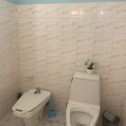 Casa de 3 cuartos y 2 baños por $ 100.000