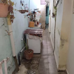 Casa de 6 cuartos y 3 baños por $ 90.000