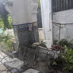 Casa de 4 cuartos, 4 baños y 1 garaje por $ 50.000