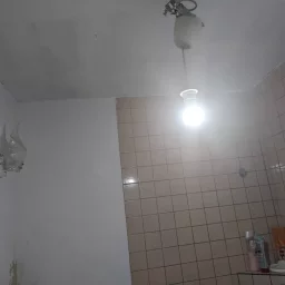 Casa de 4 cuartos, 4 baños y 1 garaje por $ 50.000