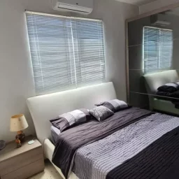 Casa de 3 cuartos y 3 baños por $ 130.000