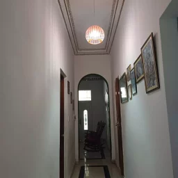 Casa de 4 cuartos, 4 baños y 1 garaje por $ 100.000