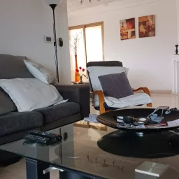 Apartamento de 3 cuartos y 2 baños por $ 45.000