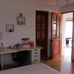 Apartamento de 3 cuartos y 2 baños por $ 45.000