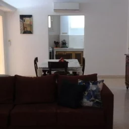 Apartamento de 2 cuartos y 2 baños por $ 100.000