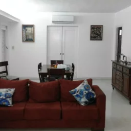 Apartamento de 2 cuartos y 2 baños por $ 100.000