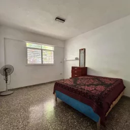 Apartamento de 4 cuartos, 2 baños y 1 garaje por $ 68.000