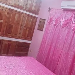 Casa de 2 cuartos y 1 baño por $ 15.000