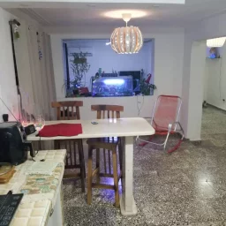 Apartamento de 2 cuartos y 2 baños por $ 20.000