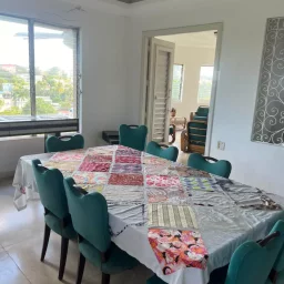 Apartamento de 4 cuartos y 3 baños por $ 400.000