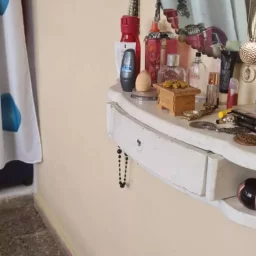 Apartamento de 3 cuartos y 1 baño por $ 8.000