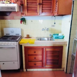 Apartamento de 2 cuartos y 1 baño por $ 20.000