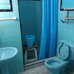 Apartamento de 2 cuartos y 1 baño por $ 20.000