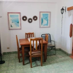 Apartamento de 2 cuartos y 1 baño por $ 20.000