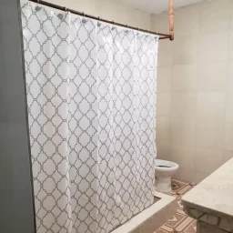 Casa de 6 cuartos y 6 baños por $ 65.000