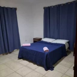 Casa de 6 cuartos y 6 baños por $ 65.000