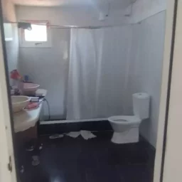 Casa de 6 cuartos y 6 baños por $ 65.000