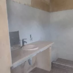 Casa de 6 cuartos y 6 baños por $ 65.000