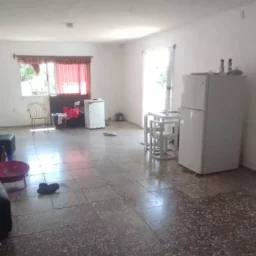 Casa de 6 cuartos y 6 baños por $ 65.000