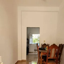 Casa de 2 cuartos y 1 baño por $ 25.000