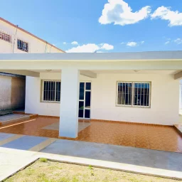 Casa de 2 cuartos y 1 baño por $ 130.000