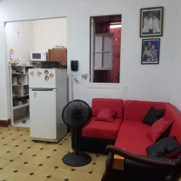 Apartamento de 2 cuartos, 1 baño y 1 garaje por $ 50.000