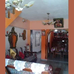 Casa de 2 cuartos y 2 baños por $ 40.000