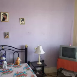 Casa de 2 cuartos y 1 baño por $ 45.000