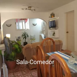 Apartamento de 3 cuartos y 1 baño por $ 30.000