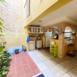 Casa de 6 cuartos y 3 baños por $ 115.000