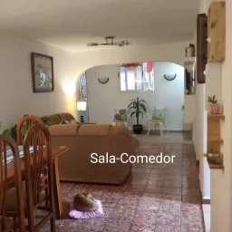 Apartamento de 3 cuartos y 1 baño por $ 30.000