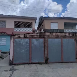 Casa de 4 cuartos, 2 baños y 1 garaje por $ 42.000