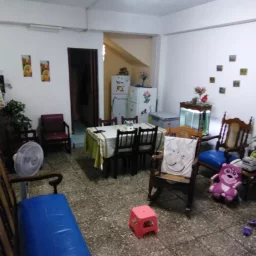 Casa de 3 cuartos y 1 baño por $ 30.000