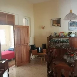 Casa de 4 cuartos, 4 baños y 1 garaje por $ 400.000