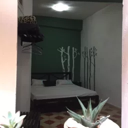 Casa de 4 cuartos y 3 baños por $ 65.000