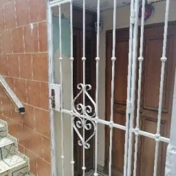 Casa de 4 cuartos, 4 baños y 1 garaje por $ 400.000