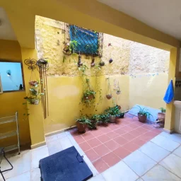 Casa de 6 cuartos y 3 baños por $ 115.000