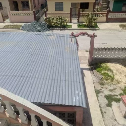 Casa de 4 cuartos, 2 baños y 1 garaje por $ 42.000