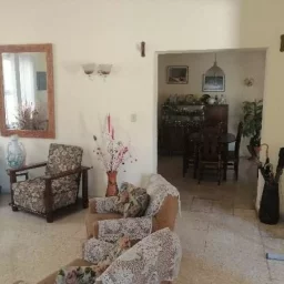 Casa de 4 cuartos, 4 baños y 1 garaje por $ 400.000