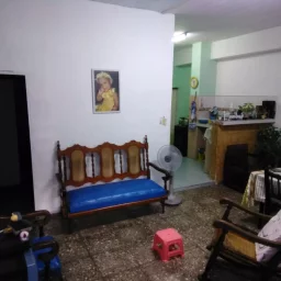 Casa de 3 cuartos y 1 baño por $ 30.000