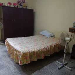 Casa de 5 cuartos y 2 baños por $ 40.000